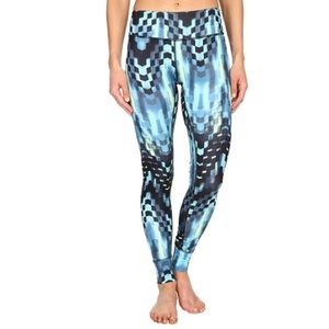 ASICS women’s printed tights